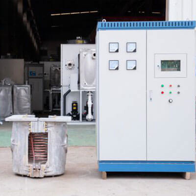 Horno de fusión por inducción de alto rendimiento para el procesamiento de metales 150kw