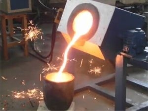 Horno de fundición por inducción de alta frecuencia de 50/60HZ de 70 kg con garantía gratuita de 1 año