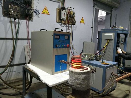 La soldadura que suelda 45A IGBT emperna la máquina de calefacción de inducción