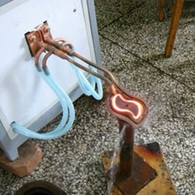 máquina de calefacción de alta frecuencia eléctrica de inducción de la barra de acero de 160kw IGBT para apagar
