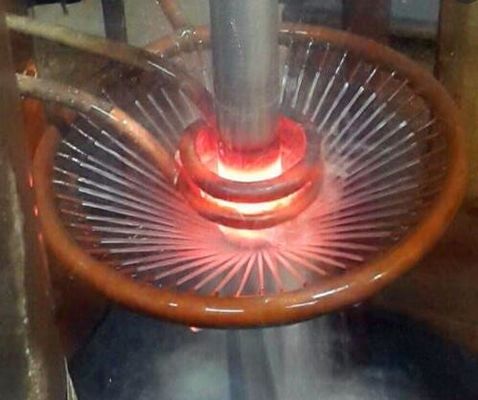 Inducción de alta frecuencia 160KW de Digitaces que apaga el tratamiento térmico de recocido de la máquina