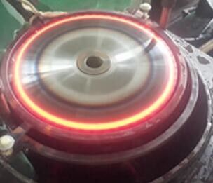 Máquina de alta frecuencia del endurecimiento de inducción del piñón que apaga el equipo