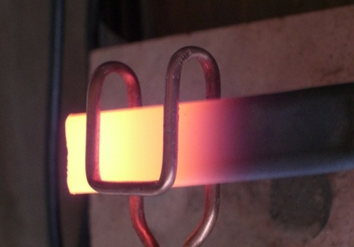 60HZ controló automáticamente la máquina de calefacción caliente de inducción para la forja del metal