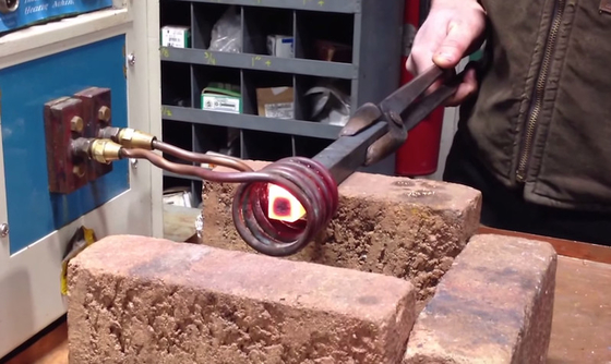 Uniformemente calentada máquina de calefacción eléctrica del endurecimiento de inducción para el hierro de acero Rod Forging